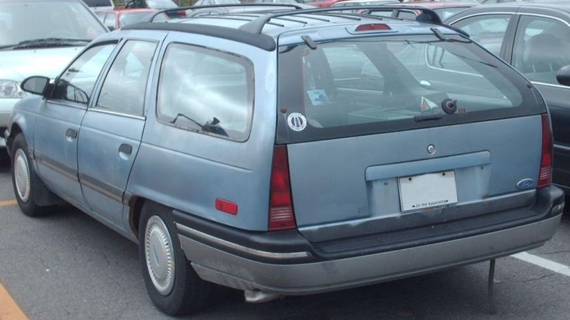 1986 Ford Taurus wagon