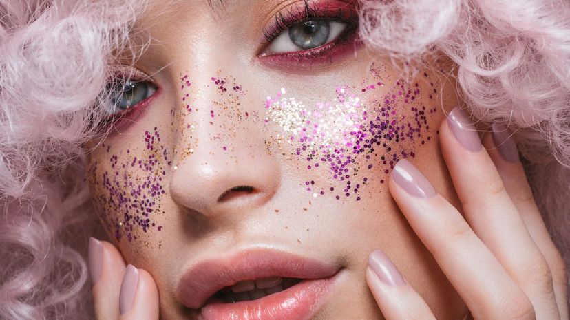 11 glitter makeup