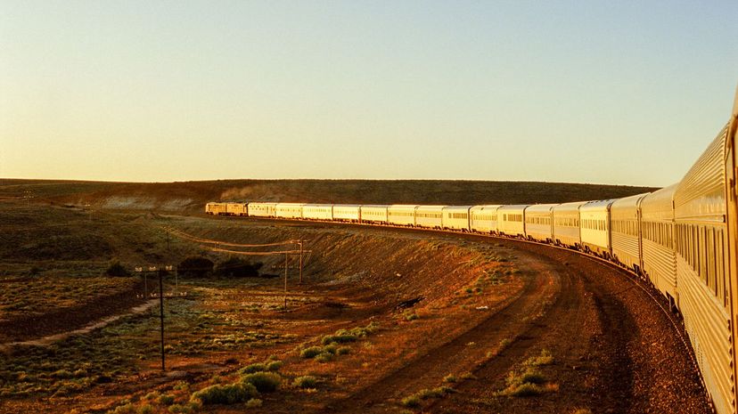 26-Train＂border=