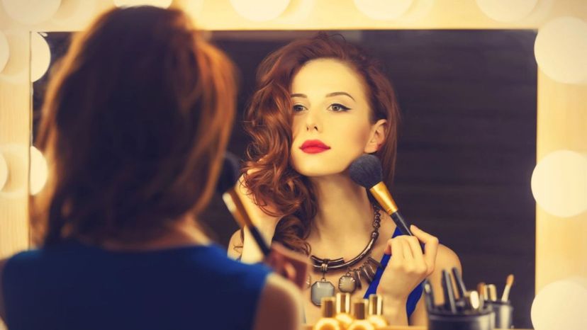 Think You Know Everything About Makeup? Try To Pass This Quiz!
