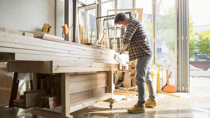 Herramientas de carpintería: cuáles son las más importantes para ejercer el  oficio