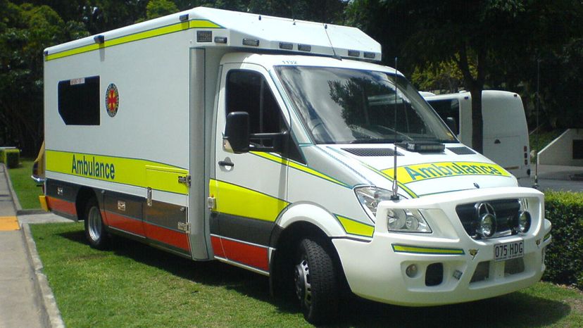 Bariatric ambulance