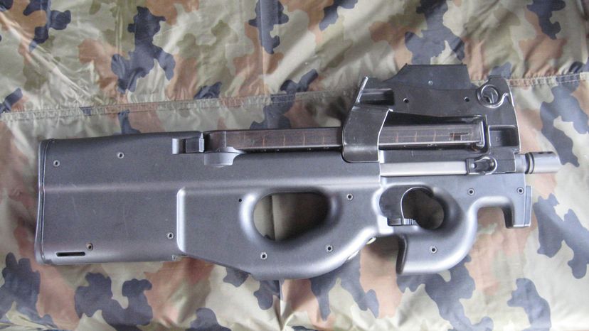 FN P90