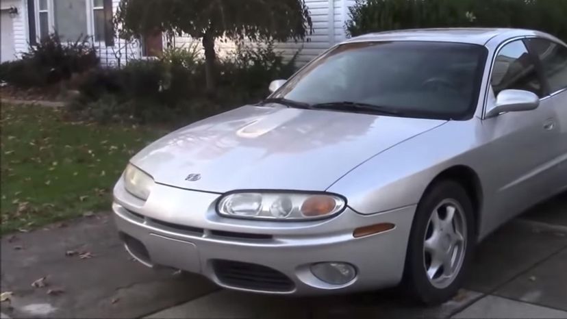 30 Oldsmobile Aurora