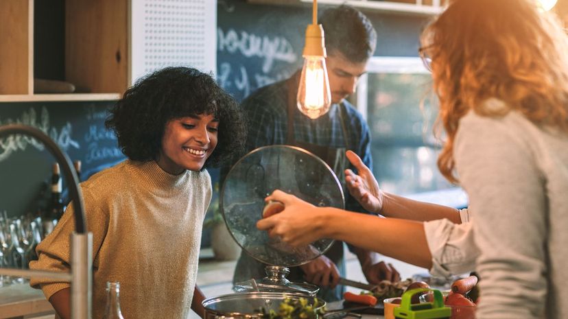 28 Friends Cooking