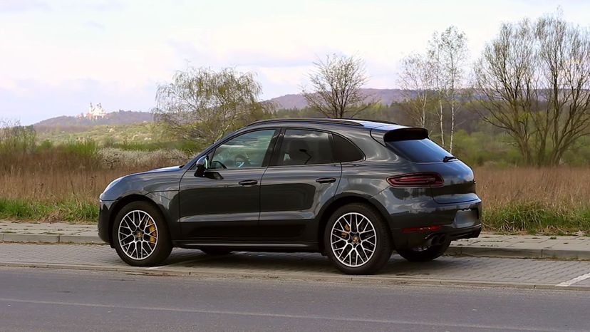 Porsche-Macan-(44)---$47,800---$87,700