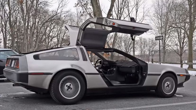 DeLorean DMC-12