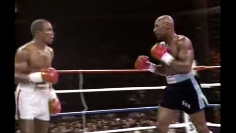 一个€œSugara€-Ray-Leonard-vs.-Marvin-Hagler-a€“-Apr.-6, -1987年＂border=