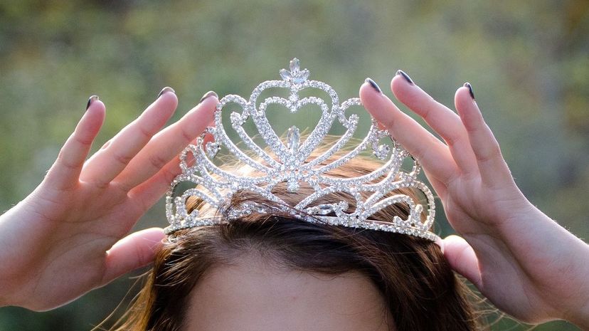 Which Royal Tiara Should You Borrow From the Queen 2