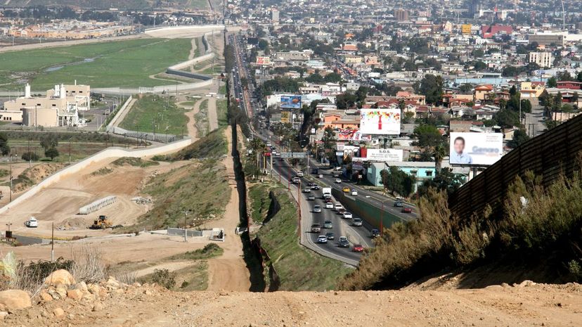 Q 01 Frontera Mexico EEUU, Tijuana