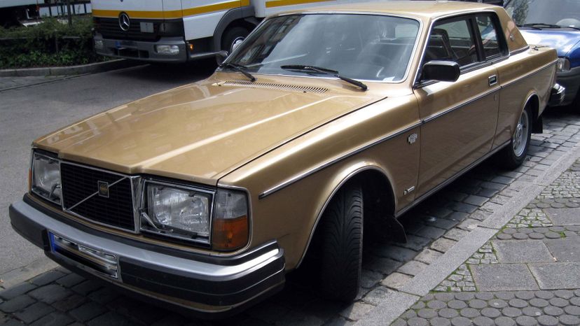 Volvo 262C