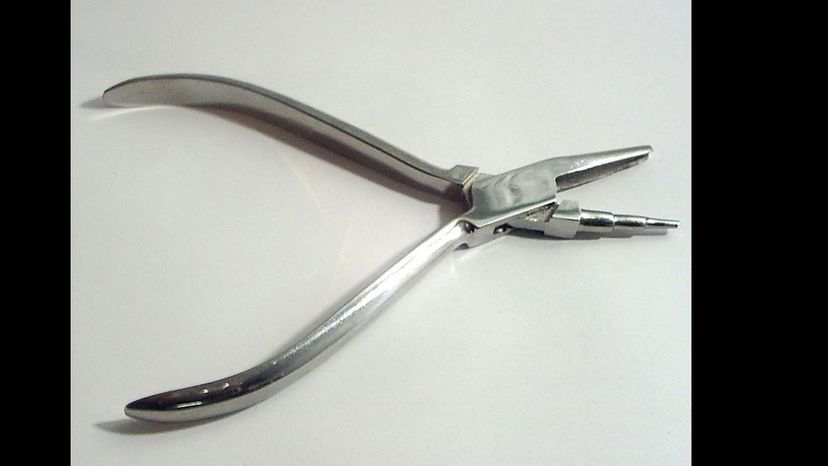 Pliers