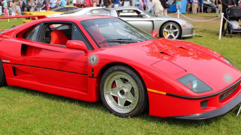 13-Ferrari F40