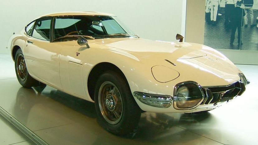 Toyota 2000GT