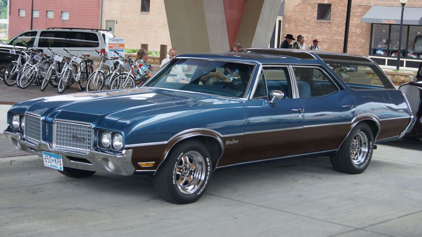 Oldsmobile Vista Cruiser