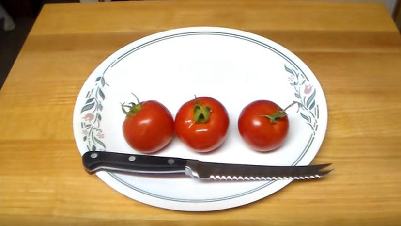 Tomato knives