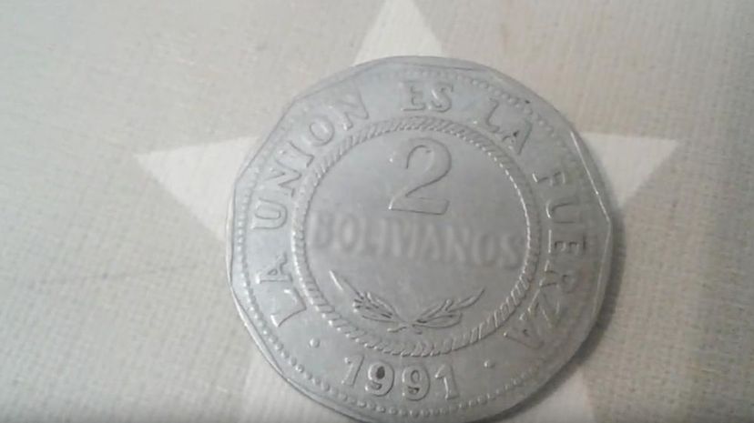 5. 2-cent Bolivianos