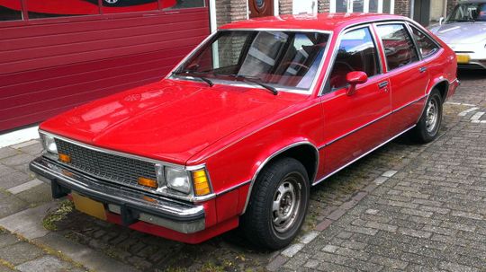 Car Buffs Should Be Able to Name These Ugly Cars From the '80s. Can You?