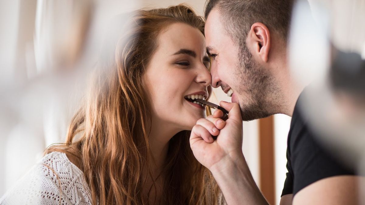 Am I a Flirt? HowStuffWorks