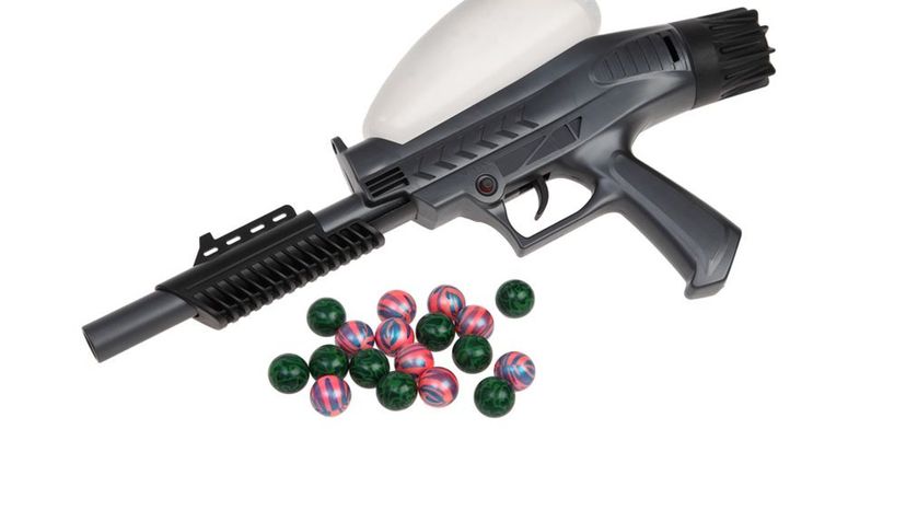 Paintball guns