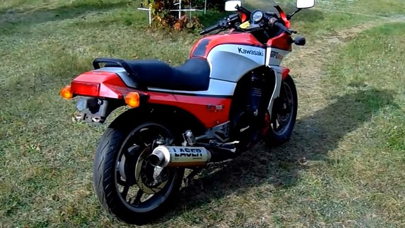 1985 Kawasaki GPZ 900 R Movie Top Gun (1986)