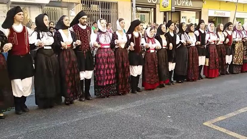 Italy-(Sardinian-traditional-dress)