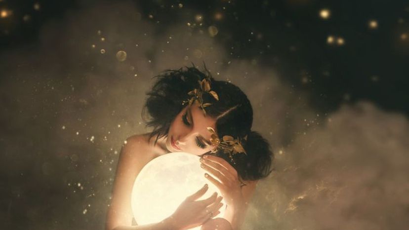 Sun or Moon: Which Are You?