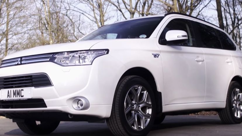 29 EV Outlander PHEV