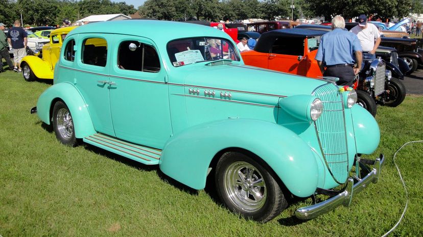 1936 Oldsmobile F36