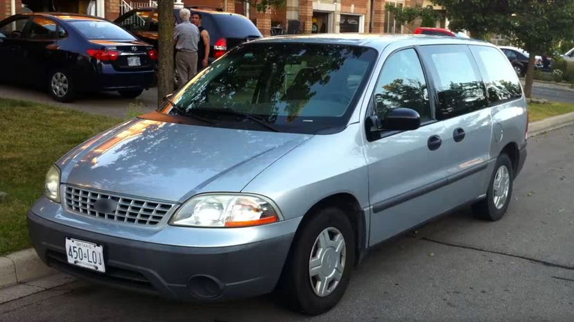 23 Ford Windstar new
