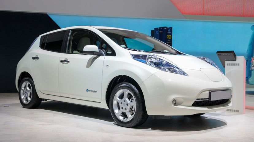 36-Nissan LEAF-Edit