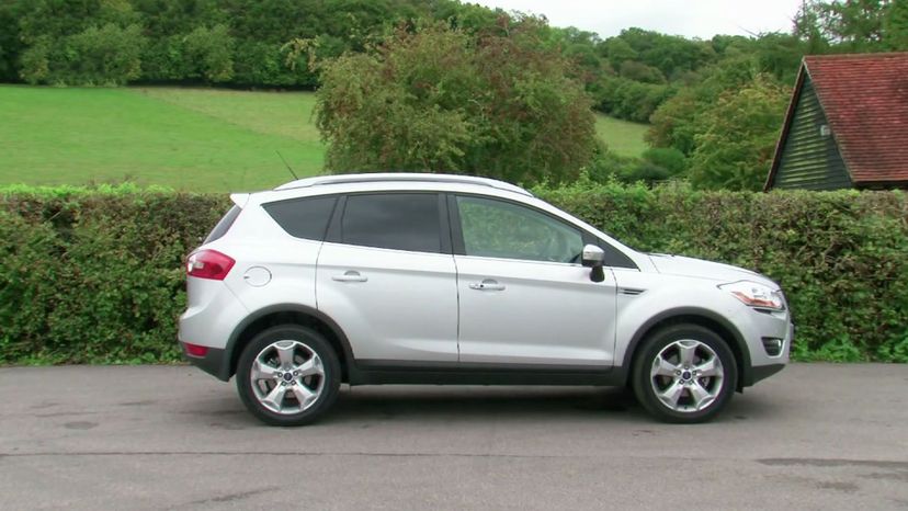 Ford Kuga - 2000s