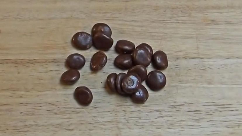 Hershey's_Milk Duds