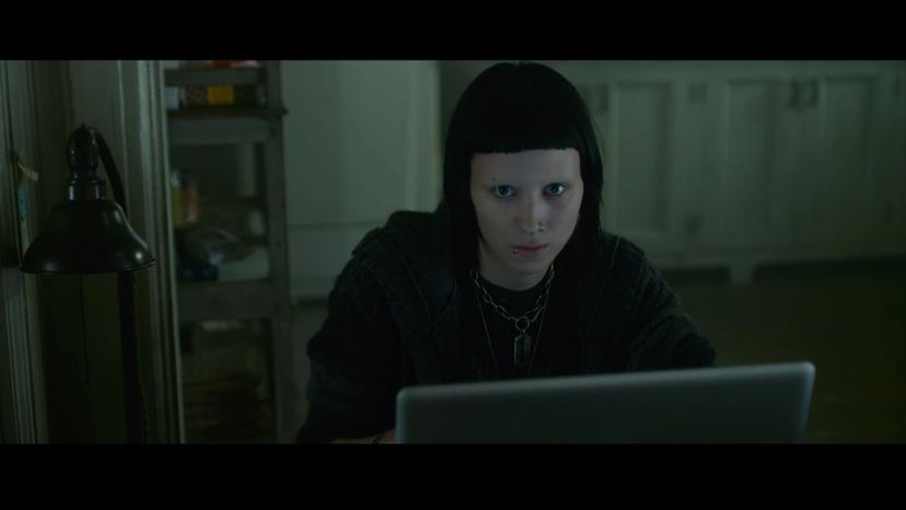 Rooney Mara -&gt; Lisbeth Salader (The Girl with the Dragon Tattoo)