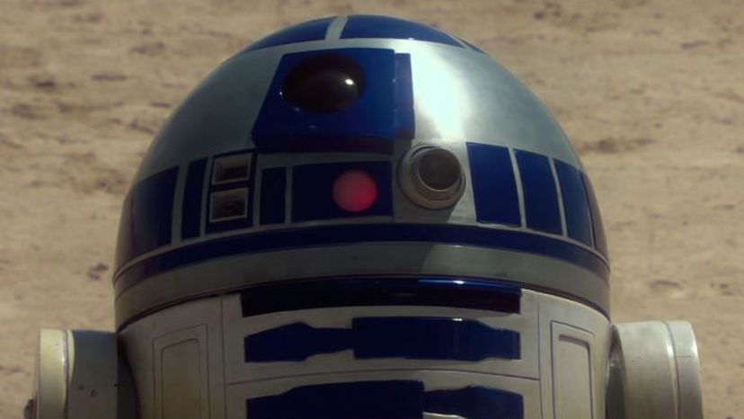 R2 D2