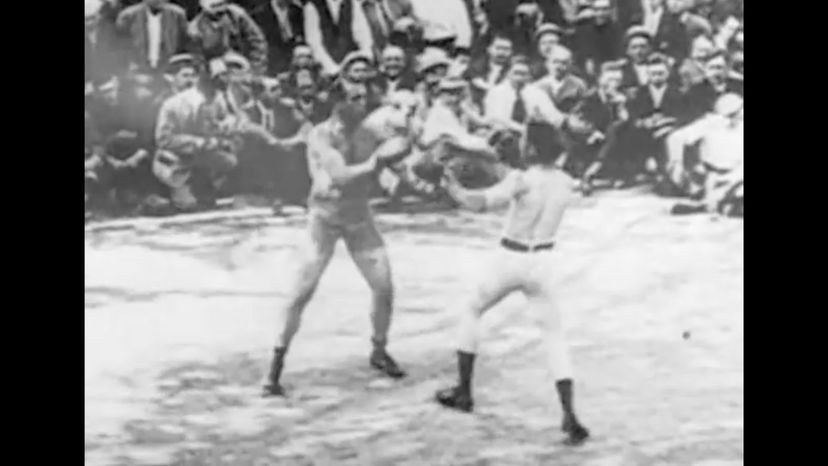 Jack-Johnson-vs.-James-J.-Jeffries-â€“-July-4,-1910