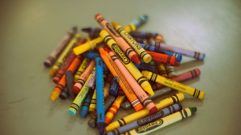 28 crayon