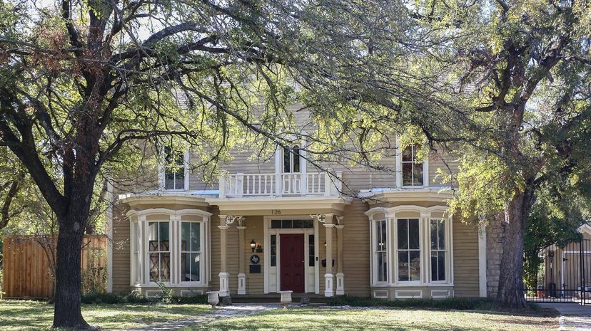 Hannaford House in Granbury, Texas