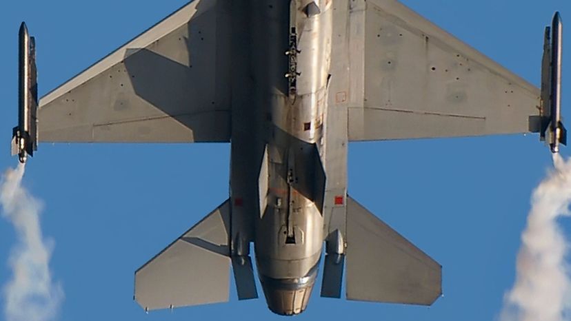 F-16 Fighting Falcon  