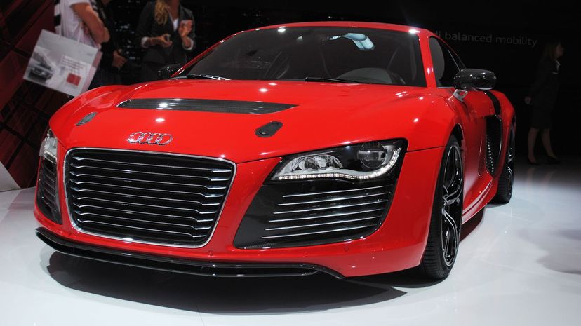 22 - Audi R8 e-tron