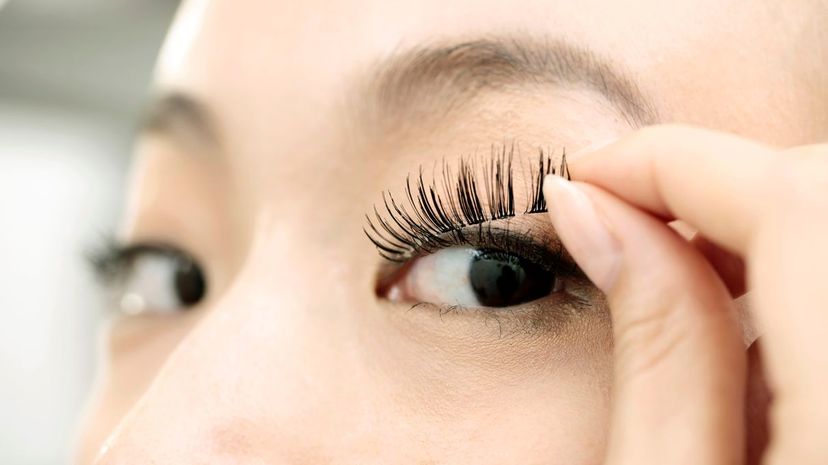 12_eyelash extensions