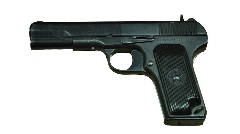 15 TT_33_Pistol