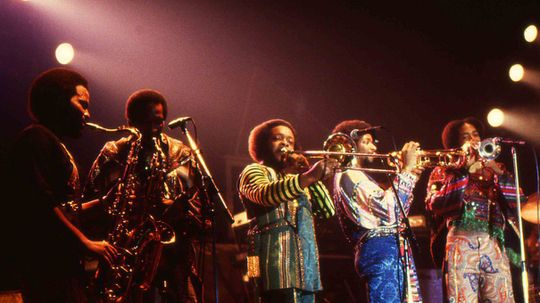 Can You Name These Male '70s Bands and Artists From an Image?