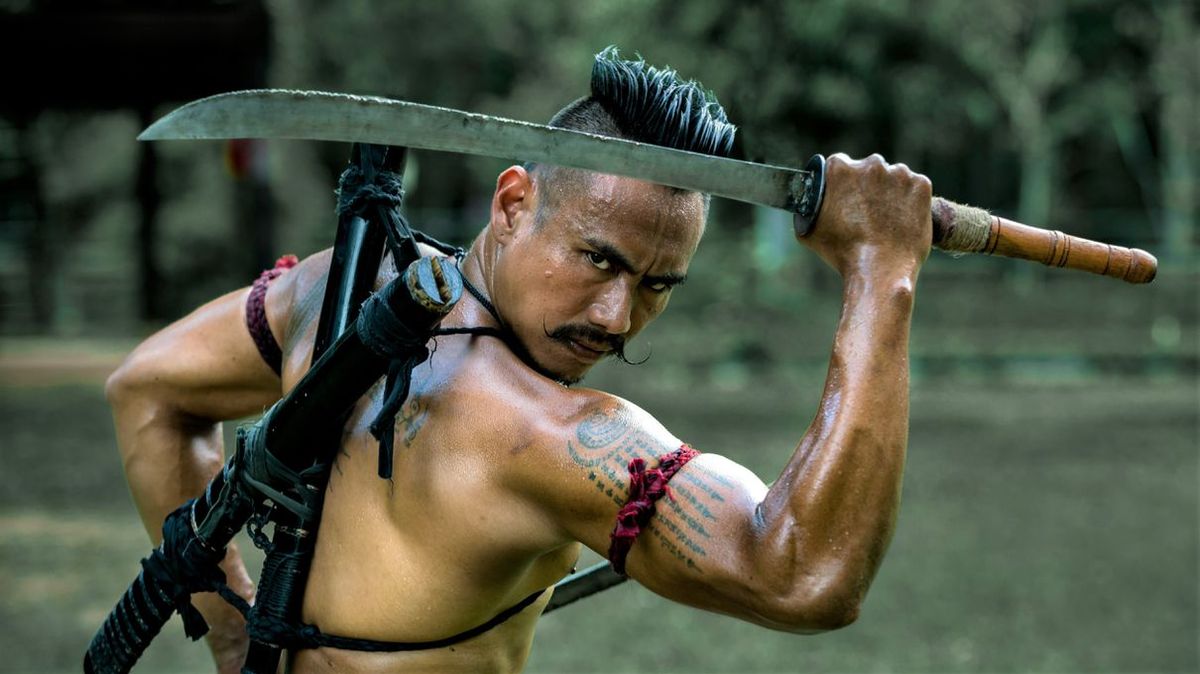 Which Ancient Weapon Will Your Heart Summon? | HowStuffWorks