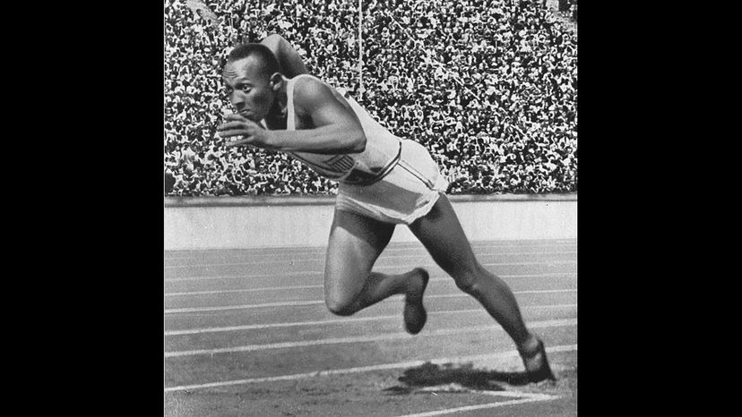 Jesse Owens debunks Aryan Myth