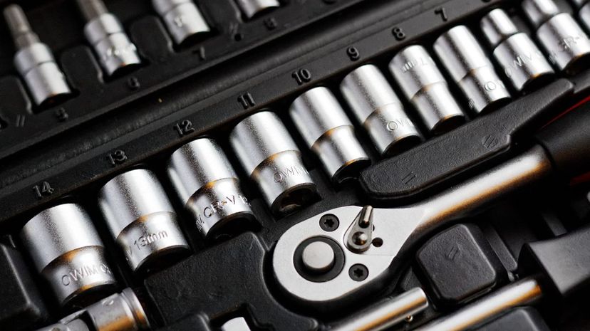 Ratchet and socket set