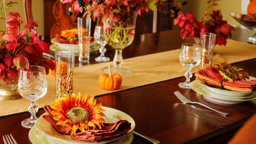 Decorated Thanksgiving Table