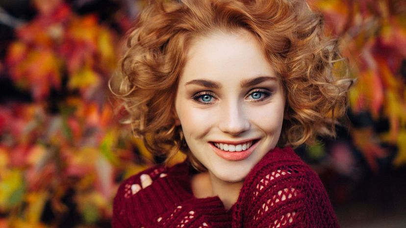 Autumn photo of a beautiful girl