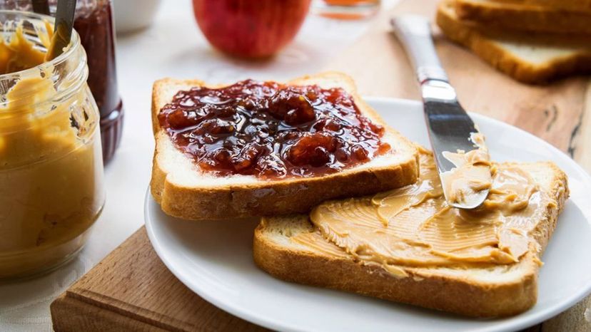 Which Famous Food Combination Are You and Your Best Friend?