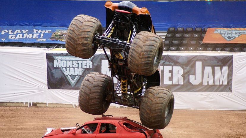 16-Monster Truck